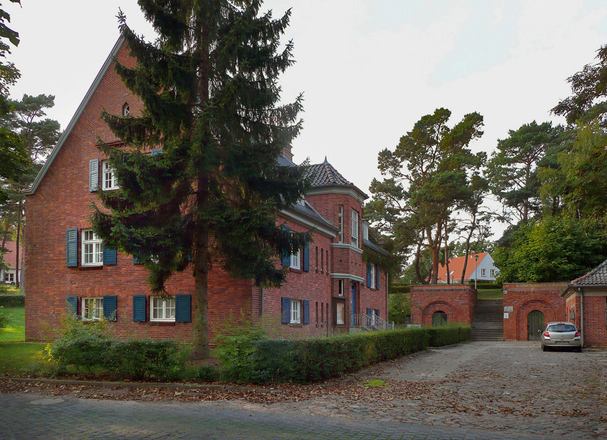 Abb. 5. Riemserort, Hanse- und Universitätsstadt Greifswald, Wohnsiedlung, Kraftfahrerwohnhaus, 2014. 